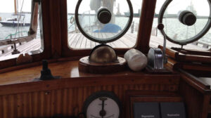 Il cantiere Fratelli Canale di Lavagna realizza questo Motorsailer di 15 metri nel 1963