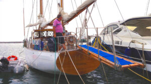 Il cantiere Fratelli Canale di Lavagna realizza questo Motorsailer di 15 metri nel 1963